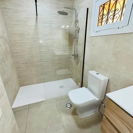 One-bedroom Cristianos - Free Wifi شقة لوس كريستيانوس